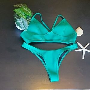 Hoaka Swimwear: bottoms are large Top is M ++, emerald  green, NEW<3